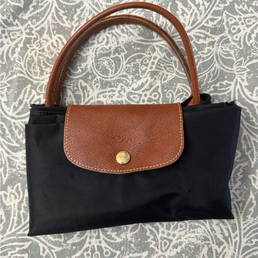 Longchamp Black Tote with Brown Handles - Picture 5 of 6